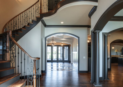 Curved Staircase 32