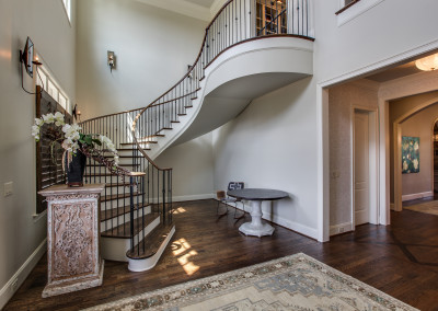 Curved Staircase 31