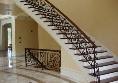 Modern Metal Staircase 24