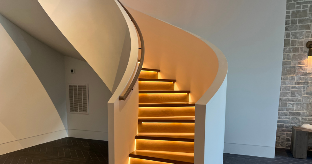 Modern-Curved-Stairs-Contemporary-Homes