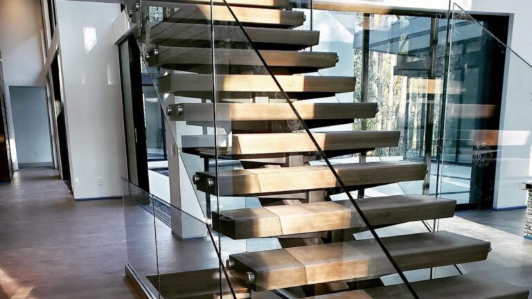 Why a Floating Staircase is the Ultimate Modern Statement Piece Header