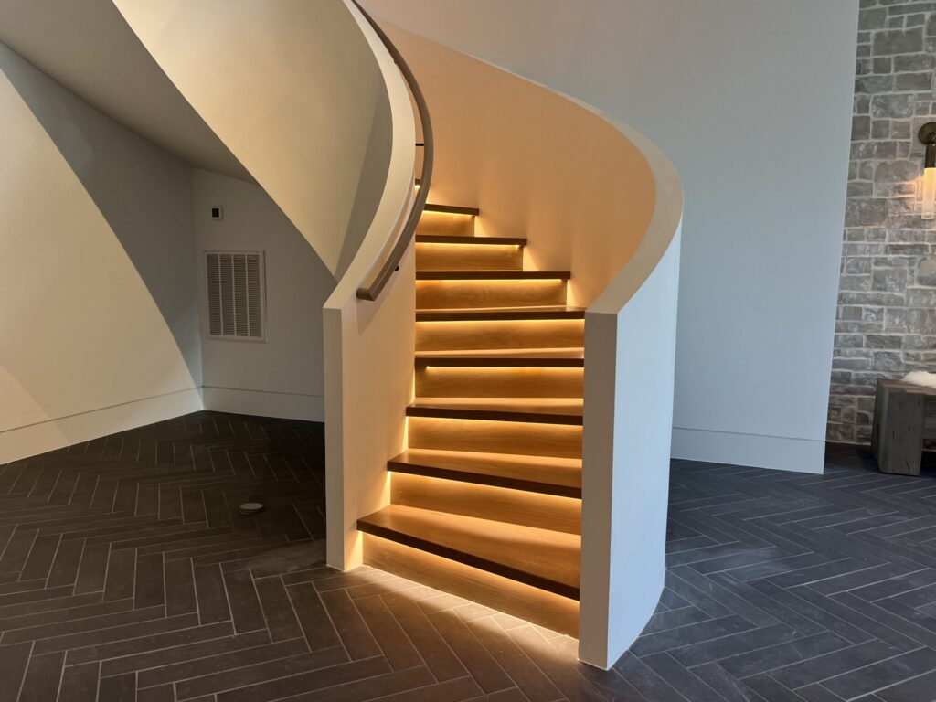 Custom Curved Staircases in Nashville, TN Design, Engineering, and Installation Guide for Luxury Homes (curved staircase luxury Nashville foyer)