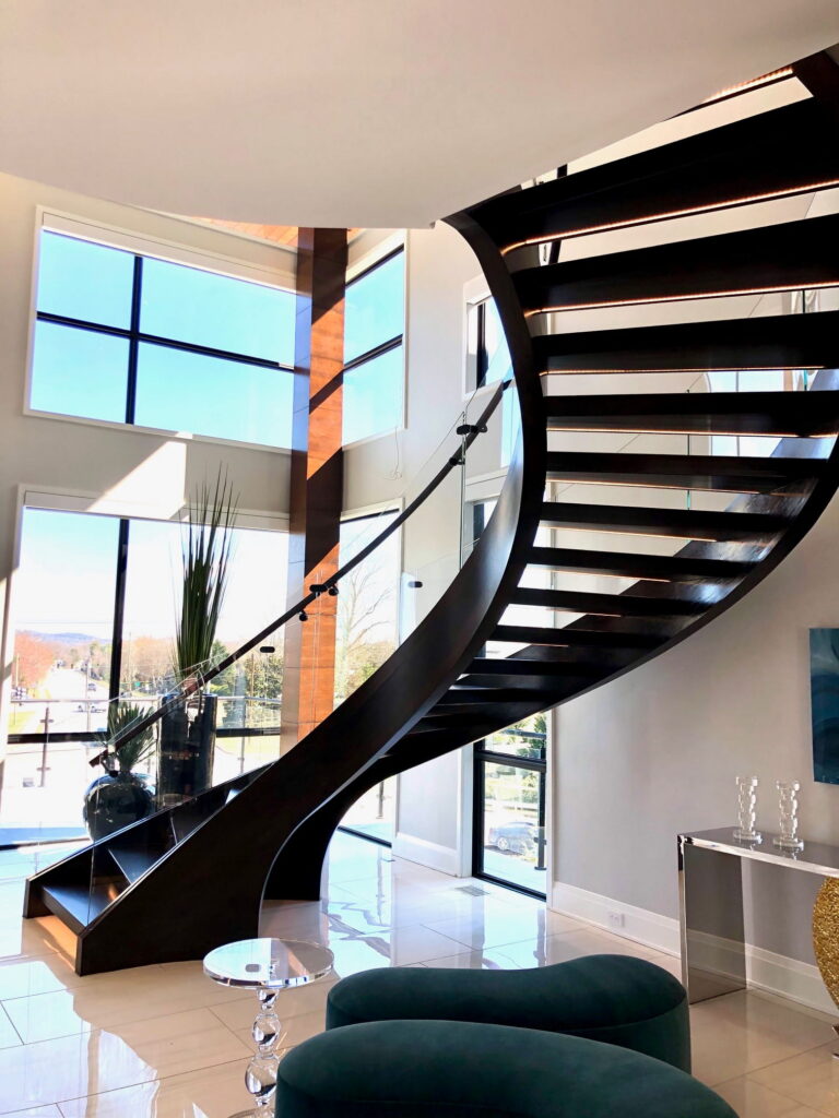 How Floating Staircases Are Engineered for Safety